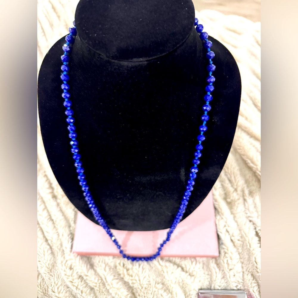 Faceted Blue Crystal Beaded Necklace approx. 16”. NWOT - Picture 1 of 4
